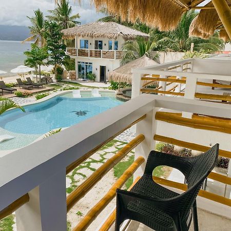 Avila'S Horizon Dive Resort Santander Exterior photo