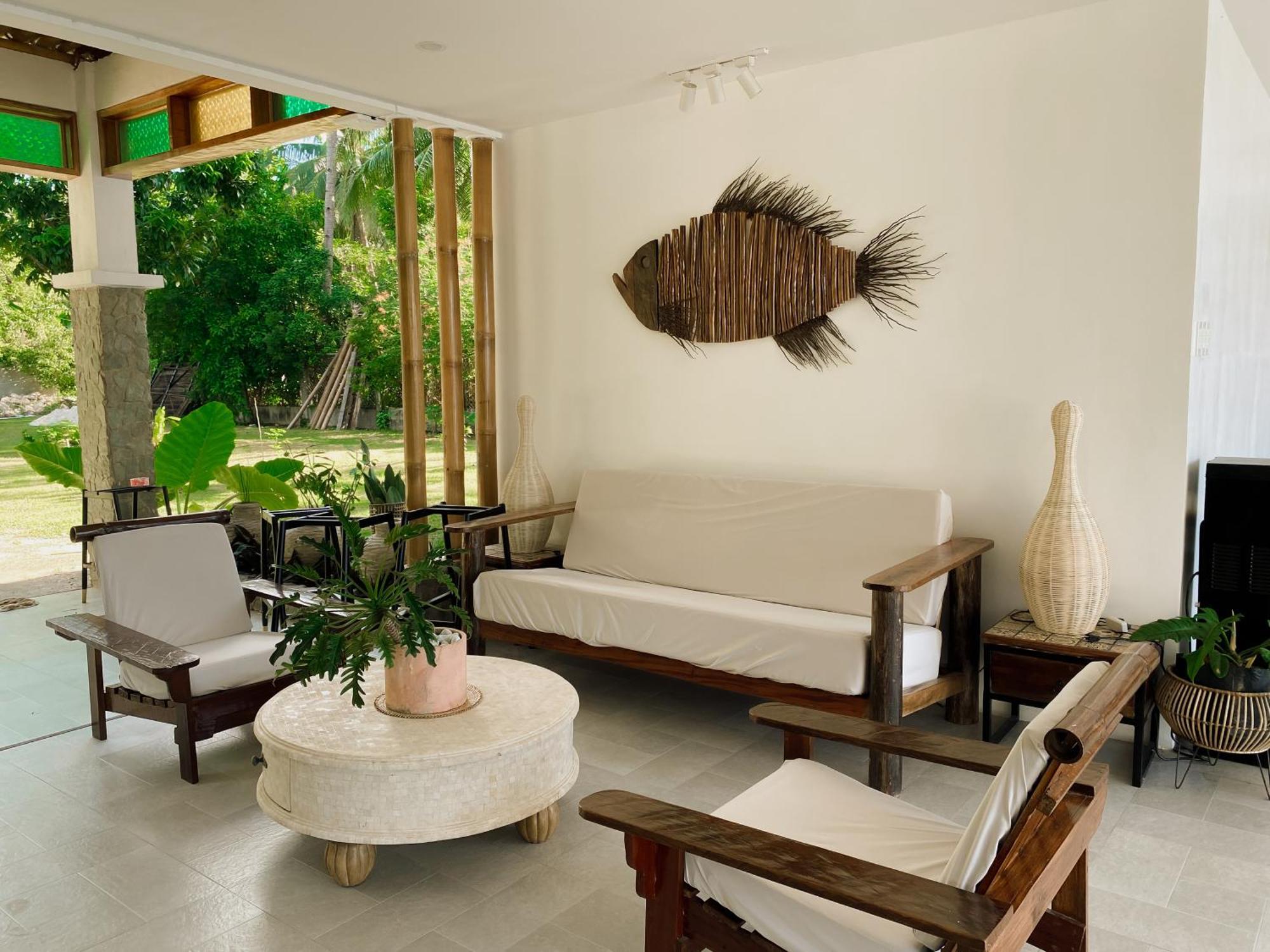 Avila'S Horizon Dive Resort Santander Exterior photo